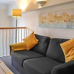 Feriehus County House - 27911 York