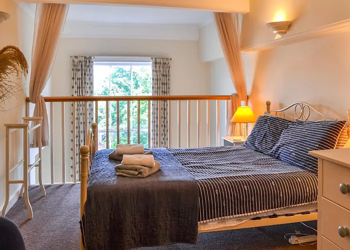 County House - 27911 *